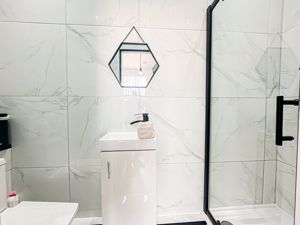 Photo 14- click for photo gallery